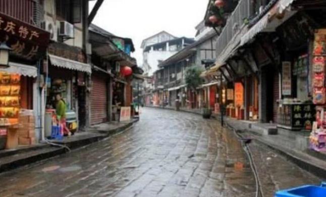 重庆|我国“最值得”旅游的两个城市，老外都飞奔而去，是你的家乡吗