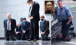 美国@美国媒体向黑人低头认错两周后，部分美国白人开始反击