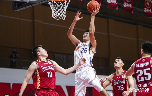 罗斯|山西惜败上海！弗雷戴特26分，刘冠岑伤退，丁伟赛后大闹技术台