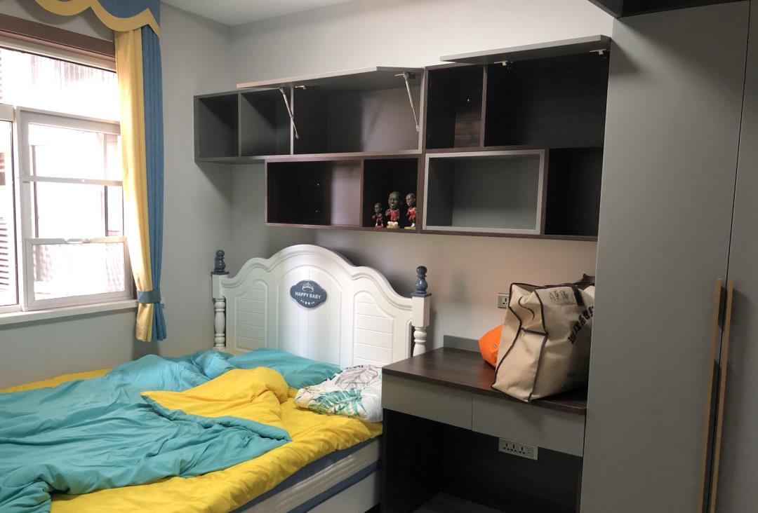 |新家终于完工，硬包做电视墙很喜欢，全屋灰色调非常耐看，晒晒！