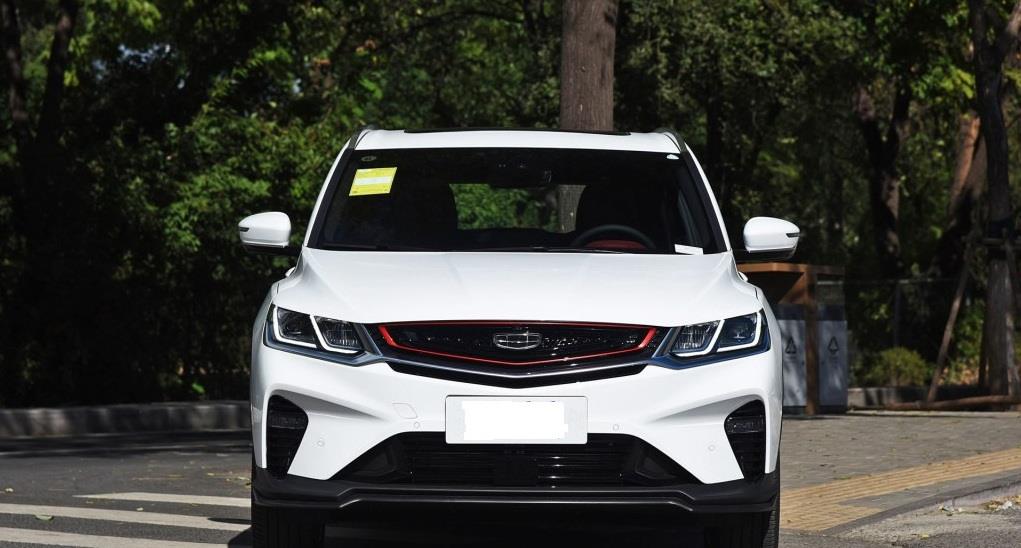 国六▲国产SUV再亮“新颜兽”战斗式外观，国六1.5T引擎+7DCT，仅10万起