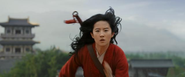 马吟吟：奥卡菲娜比刘亦菲更适合演《花木兰》？奥卡菲娜祸从天降