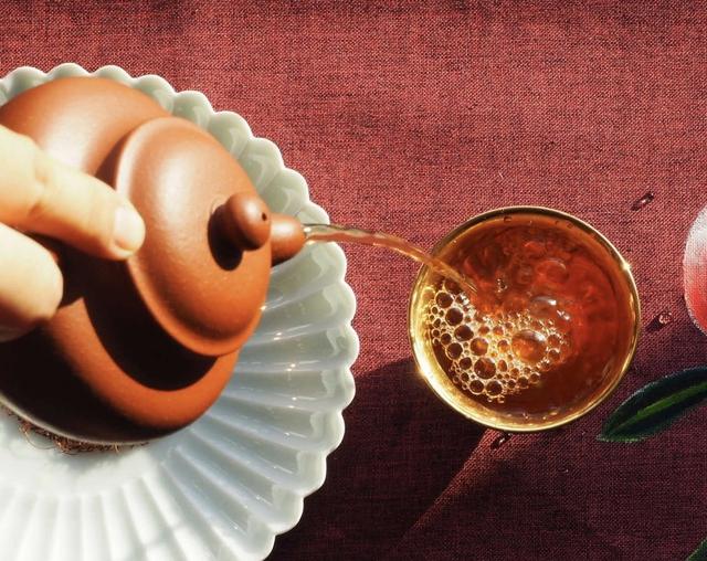 [绿茶]茶是养肝佳品，肝病病人需注意5大禁忌，与这3者搭配，效果加倍