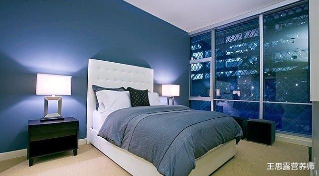 「睡眠」经常失眠睡不好？这3个好方法，让你碰床就睡