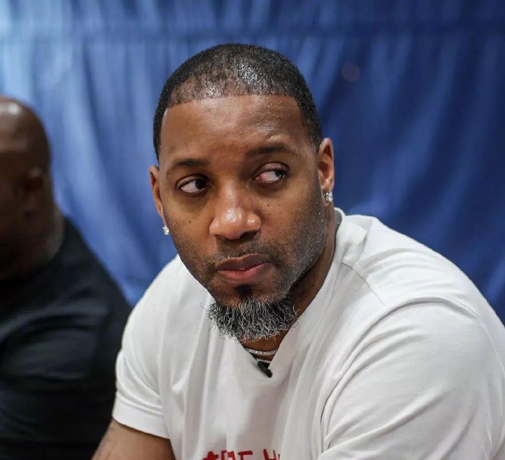 日本队：巅峰期的他是NBA球员的噩梦！单换奥胖打服科比，却输给了命运