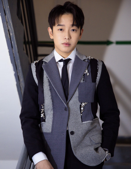 陈可辛称不找偶像派演戏，力挺彭昱畅是实力派，夸易烊千玺有灵气