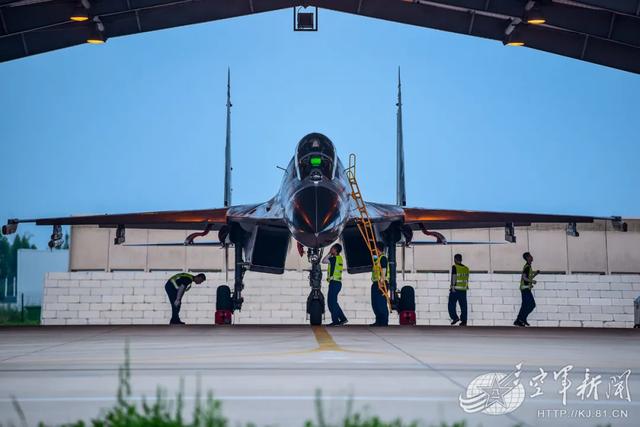 实弹演习|解放军再次封海组织大型实弹演习！任何船只不得进入