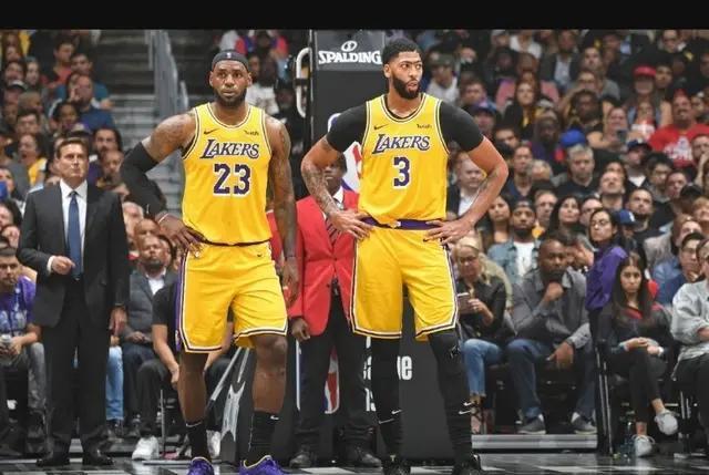 字母哥|字母哥要联手詹姆斯？美曝重磅消息，湖人或梭哈直接打造王朝！