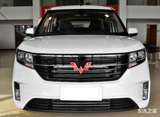 五菱宏光|五菱“拉货王”起售5.88万，可选5/7/8座，还提供1.5T动力