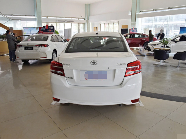 丰田威驰|最便宜的丰田车，威驰优惠1.2万，5.68万提新车，不比桑塔纳香？