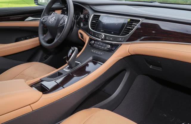 [亚洲龙]懂它的不看亚洲龙，2.0T+9AT，高速稳如牛，19.48万不火都难