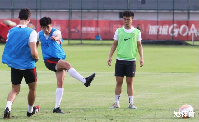 #中超#下午1点，中超传来最新消息，恒大深足又成焦点