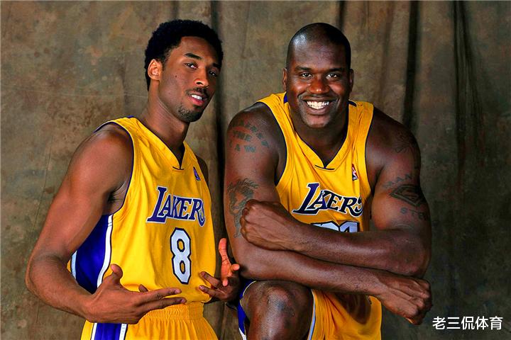 魔术队|和尤因首次交手,奥尼尔18分17板,输了比赛,“大猩猩”什么数据