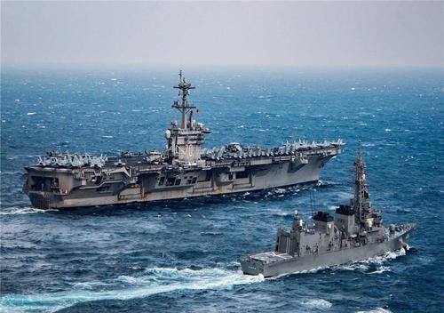 #美军#疫情都无法阻止美国野心,大批航母隐身机就位,张召忠已发出警告