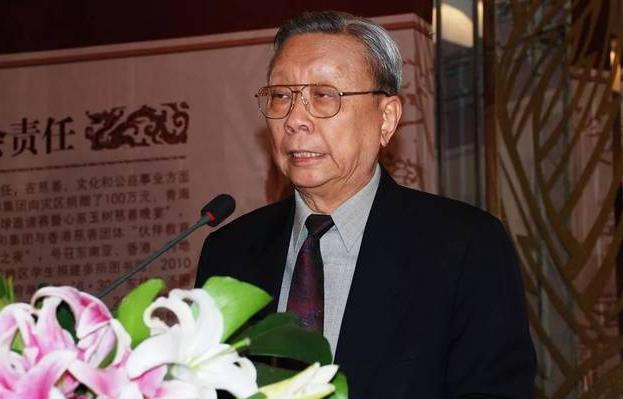 「孙殿英」孙殿英做了土匪又盗慈禧墓，其后代如何？儿子却成万人敬仰的英雄