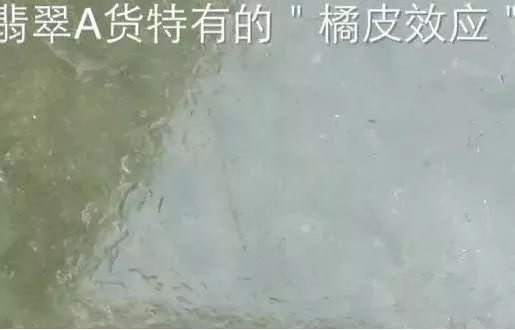 橄榄核雕|既然说灯下不观色，那为什么看翡翠时还要专门打灯？