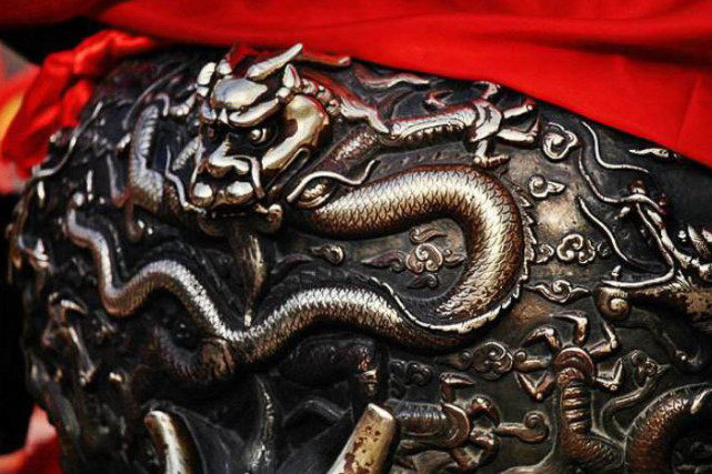 生肖|今年下半年,3生肖“人生不坎坷”,事业强、收入高,成人中龙凤