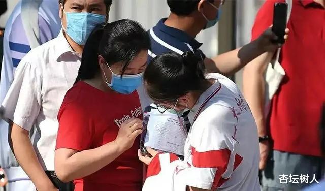 湖北|对2020年高考湖北省一本、二本录取预估分数线，你会感到意外吗？