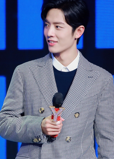 肖战|肖战新剧军装形象动作又被狙，这次犯的错已经不是第一次了