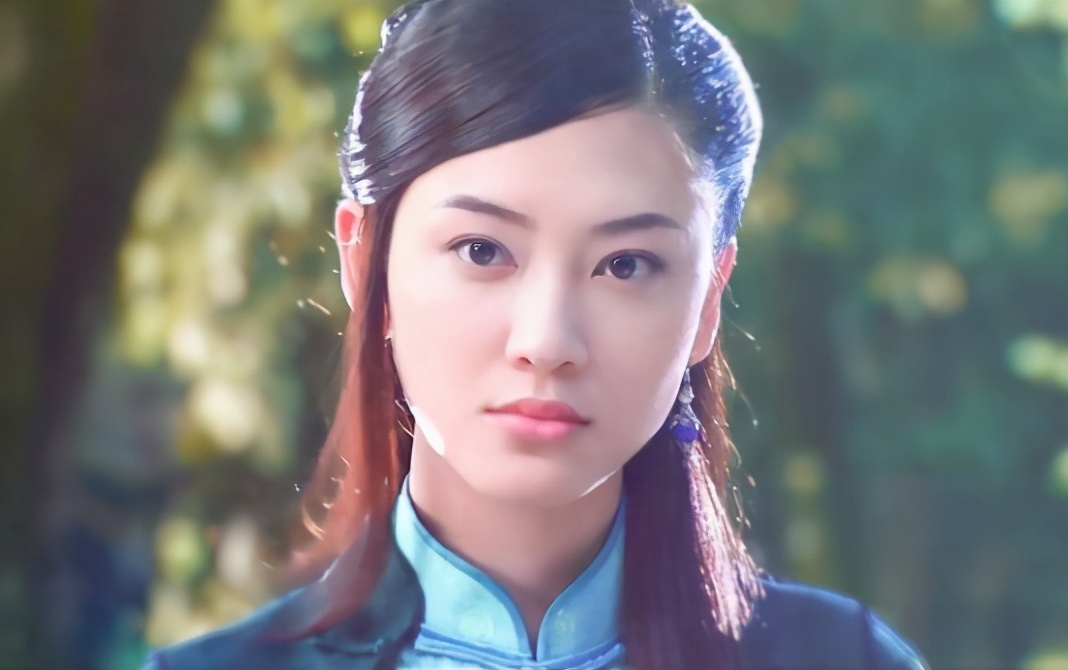 阿珂|新鹿鼎记阿珂被嘲史上最“丑”，比起李嘉欣梁小冰，她到底差在哪