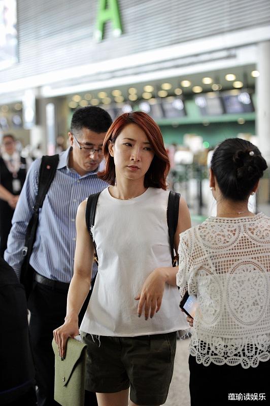 『陈赫』陈赫官宣张子萱二胎喜讯,安安荣升姐姐,网友:我们欠他一个道歉