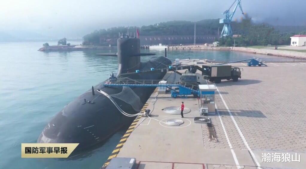 潜艇|公开亮相的大黑鱼该如何划代？093还是095？
