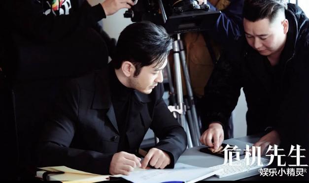 黄晓明|黄晓明“新剧”未播先火,得知女主角是谁,观众们沸腾了!