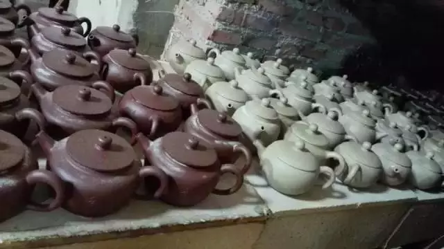 【手艺人】为什么壶内会有一条条划痕，手艺人来告诉你！