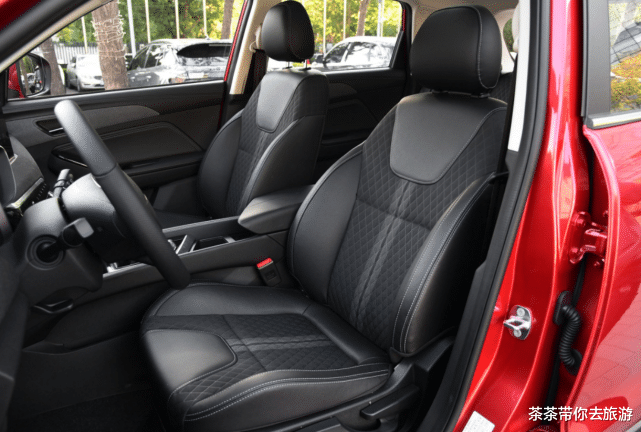 北汽|又一国产“换标车”爆红！完胜CRV，4.99万，合资车被逼上绝路