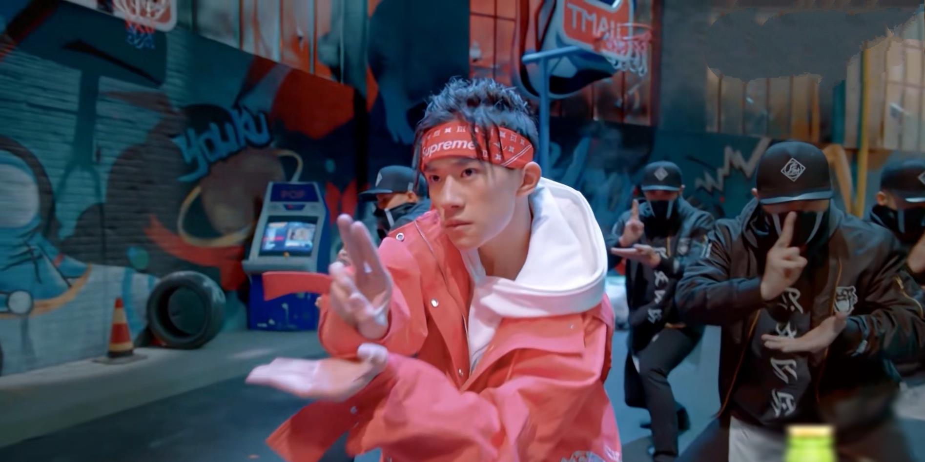 【官宣】《街舞3》最后一人确定,400强舞者已集结,4位明星队长尚待官宣