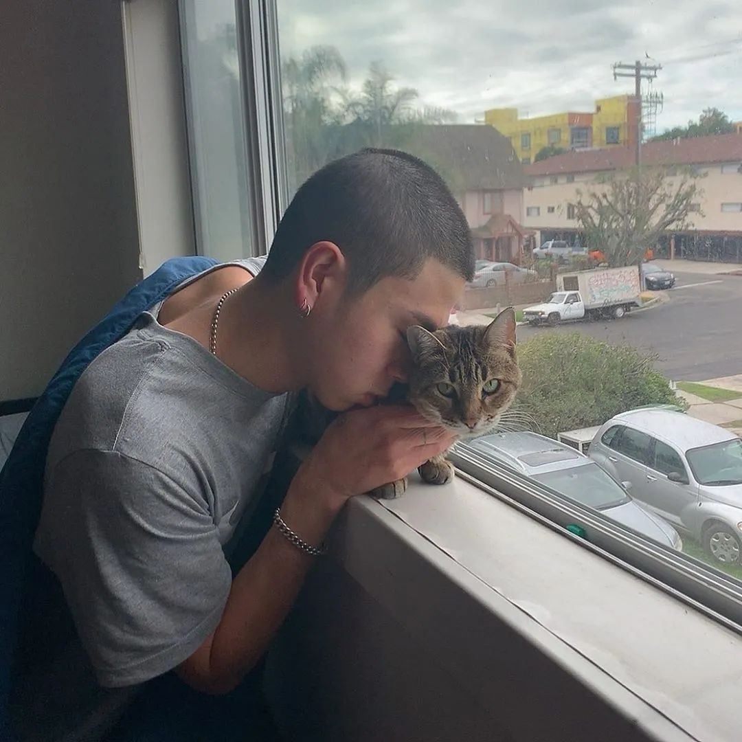 寸头|剃寸头的男生帅炸天！然而如何穿搭是个难题？