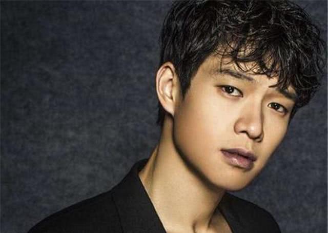 变形计▲演员不拍戏，歌手不出歌，靠着综艺节目维持人气的明星有哪些？