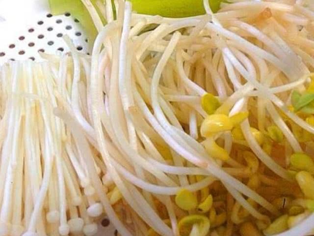 #癌细胞#得了癌症很害怕？零花钱再少也要常吃“4物”，癌细胞或不敢来扰