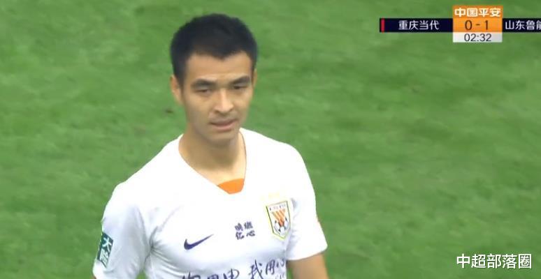 山东鲁能|14分钟2球！鲁能踢疯了，2外援破门+2本土送助攻，郝伟击掌庆祝