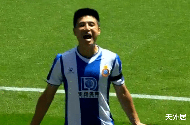 武磊▲武磊时隔118天再破门，疯狂怒吼，一战刷爆3大纪录！获7.4分高分