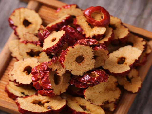 ##黑坑钓鱼不用药，等于胡闹！既然这么喜欢，自制小药配方送你