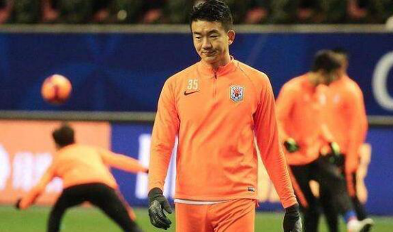 山东鲁能|鲁能王牌中卫正式退役,曾被球迷寄予厚望,出任过球队后防核心