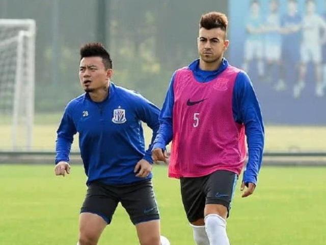 [李铁]又是一场4: 0大胜！李铁杀手锏有奇效，艾克森归化他太对了