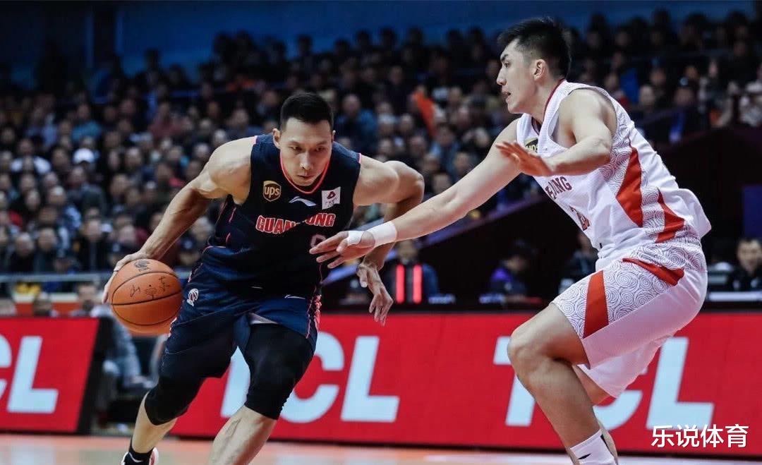 易建联：33岁易建联副业曝光！在家管理12家公司很悠闲，亲自说出退役时间