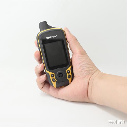 OPPO|手中的iPhone突然不香了，国产手机已应用北斗，只有苹果没合作