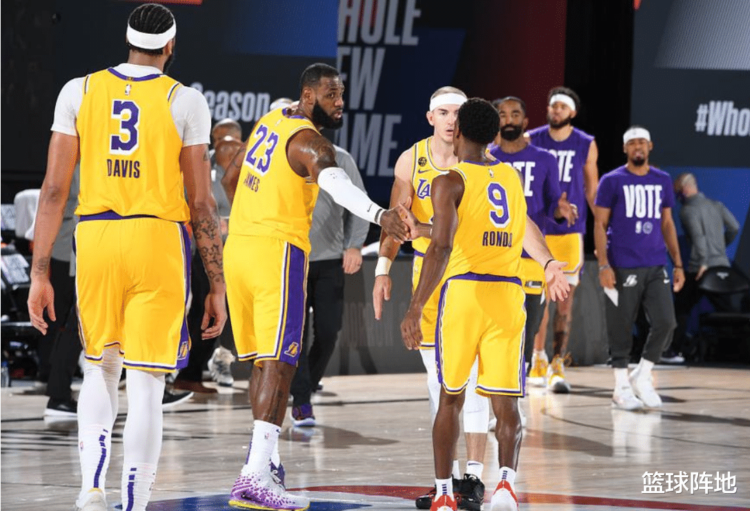 湖人队|13+12+11!全联盟都看走眼,加盟湖人疯狂爆发,詹眉夺冠之路稳了