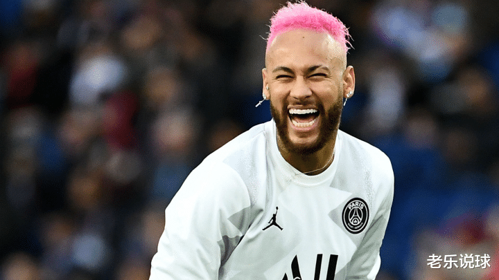 『巴黎』是意大利媒体疯了，还是巴黎疯了，30岁中场竟成抢手货