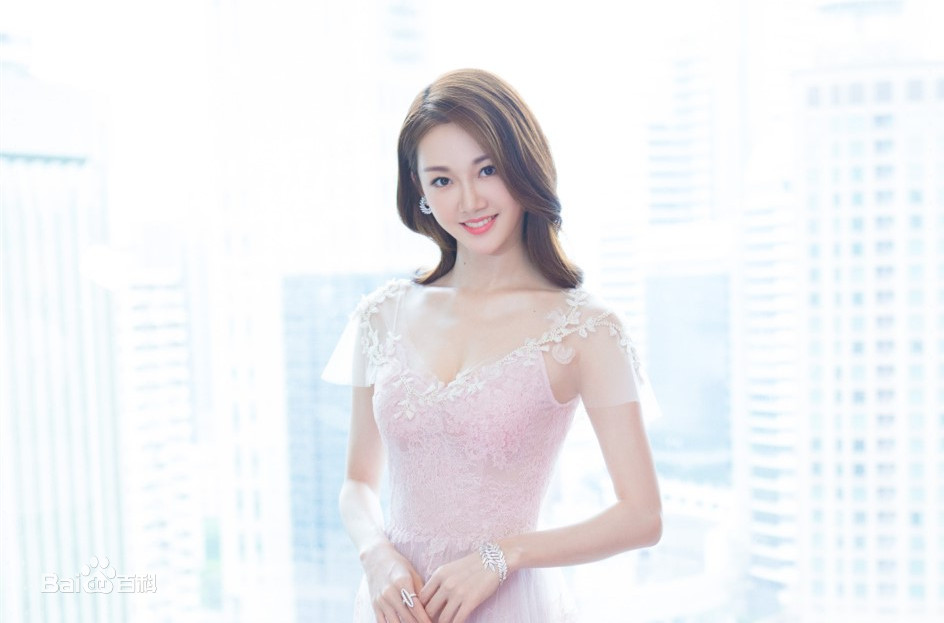 [电影]电影《芳华》女主角苗苗太美了，如今花落小猎豹郑凯，祝福她吧