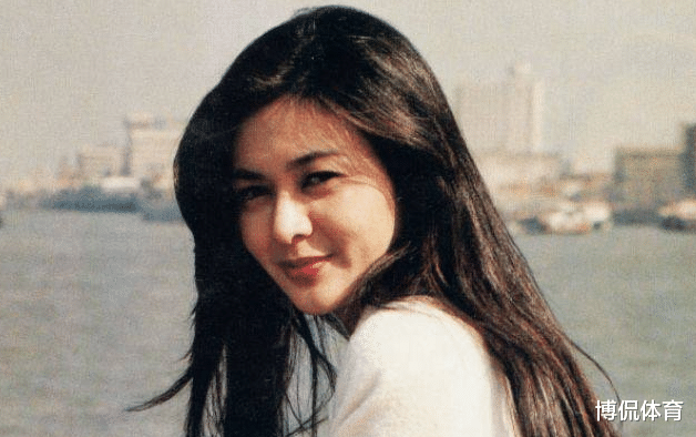 关之琳：年轻时的关之琳到底有多美，关之琳高尓夫事件怎么回事