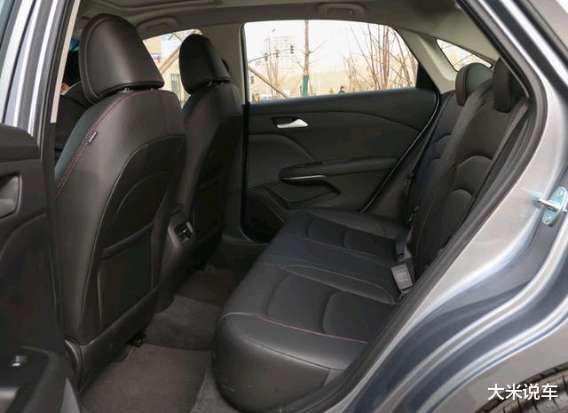 合资车|最良心的合资车!三缸变四缸,狂降5万,油耗4L,月销1.8万辆