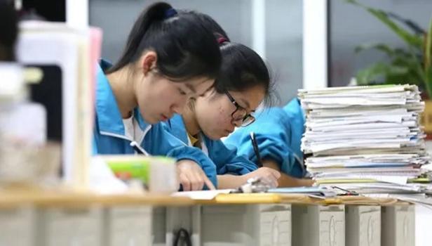 #清明节#26省市继续推迟开学,清明节前能全体返校吗?3省有望近期公布