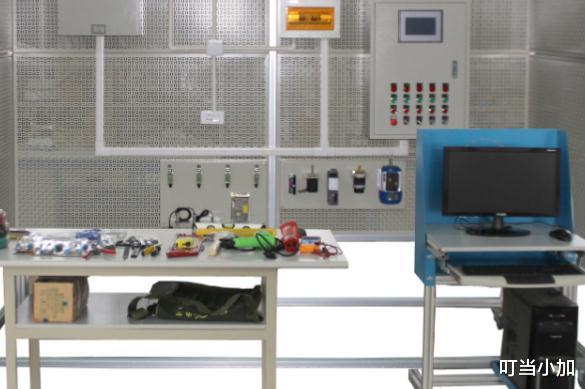 「」如果电工这样拧电线, 记得多给他100块工钱, 住10年都不短路!