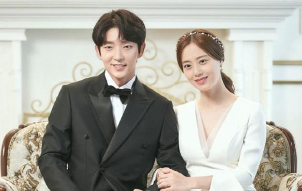 韩剧|今年最火的韩剧烂尾了？