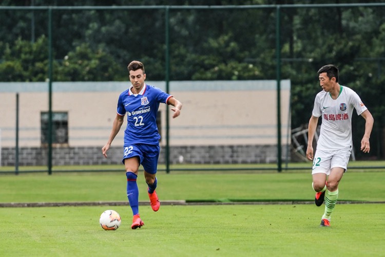 「山东鲁能」杨旭首秀头球破门,申花2: 1战胜青岛黄海,崔康熙打造极致双塔