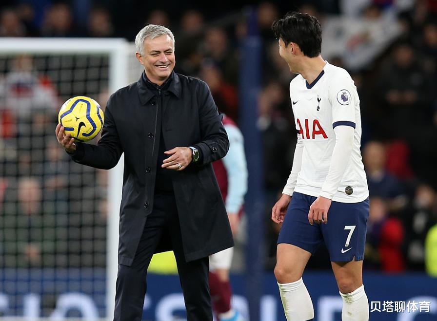 广州恒大|足坛第一名帅太疯狂！穆里尼奥轻松吸粉110万，秘诀仅4个字